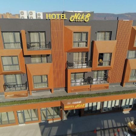 Hotel NIKS Sevlievo Buitenkant foto